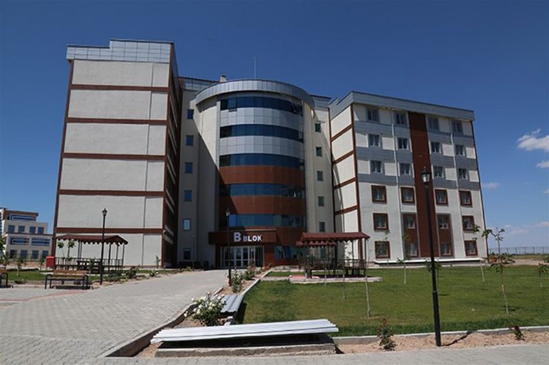Ayşe Hümaşah Sultan KYK Kız Öğrenci Yurdu dış cephe görseli