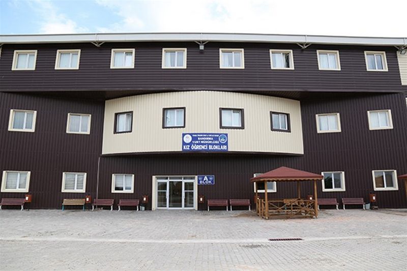 Bandırma KYK Kız Öğrenci Yurdu yurt görseli