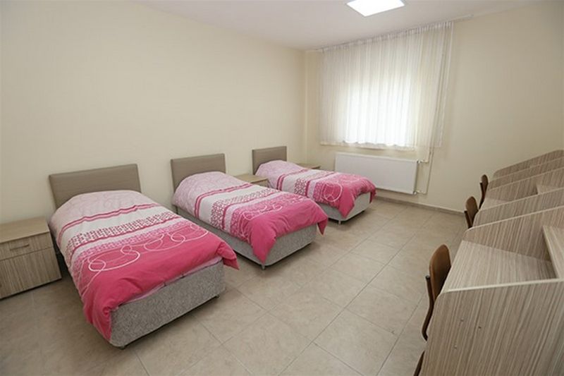 Bandırma KYK Kız Öğrenci Yurdu yurt görseli