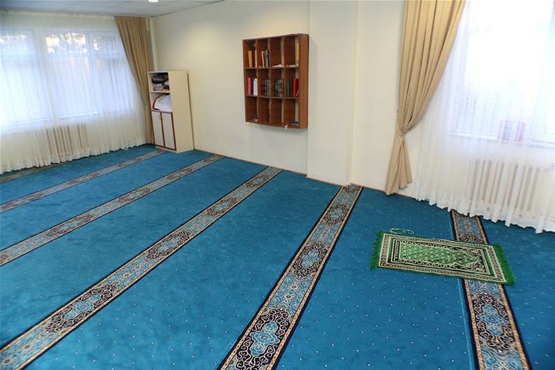 Bolu İzzet Baysal KYK Kız Öğrenci Yurdu yurt görseli
