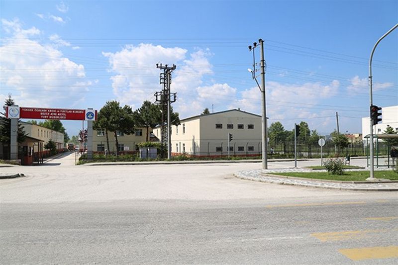 Düzce Avni Akyol KYK Erkek Öğrenci Yurdu dış cephe görseli