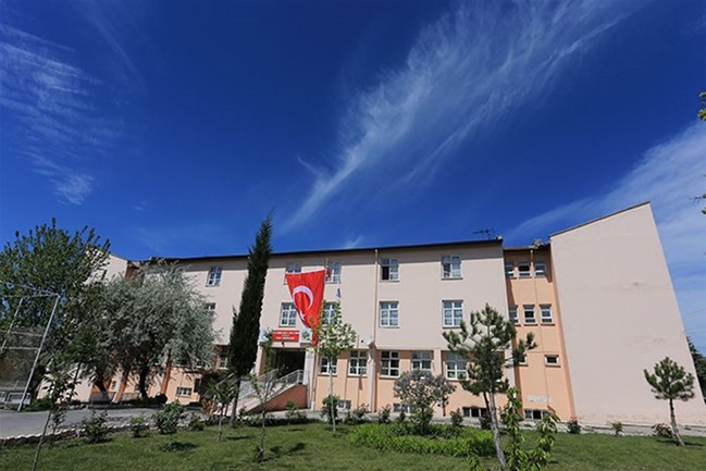 Gediz KYK Kız ve Erkek Öğrenci Yurdu dış cephe görseli
