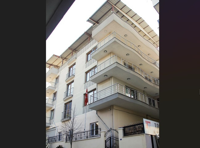 Modern Erkek Apart yurt görseli
