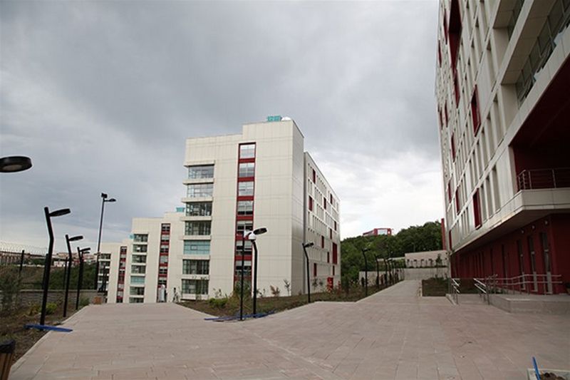 Münevver Ayaşlı KYK Kız Öğrenci Yurdu yurt görseli