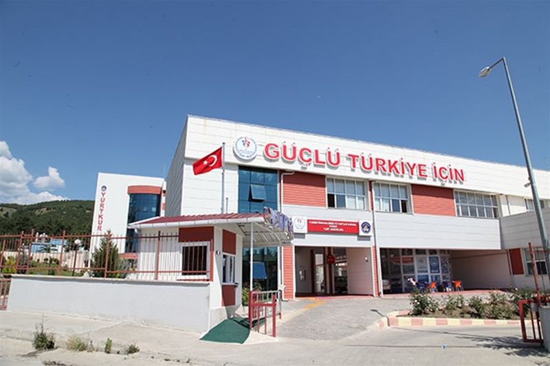 Niksar KYK Kız ve Erkek Öğrenci Yurdu dış cephe görseli