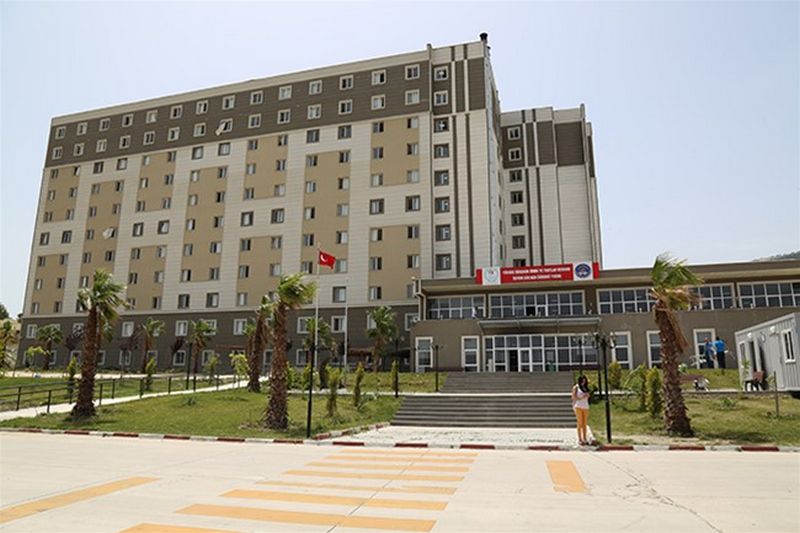 Tayfur Sökmen KYK Kız Öğrenci Yurdu dış cephe görseli