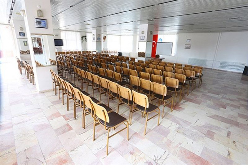 Uşak KYK Kız Öğrenci Yurdu yurt görseli