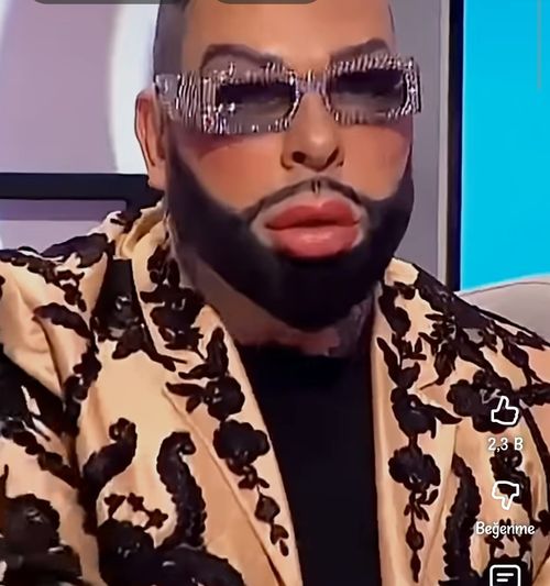Ağır kokusu grup görseli